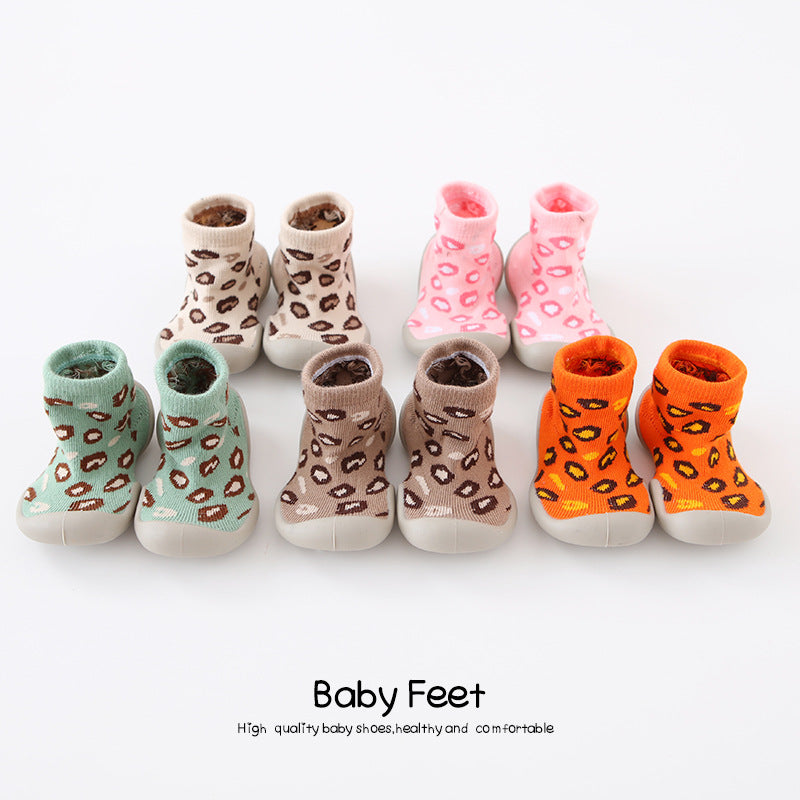 Korean version of the autumn and winter models of leopard children's soft bottom indoor shoes breathable non-slip socks shoes