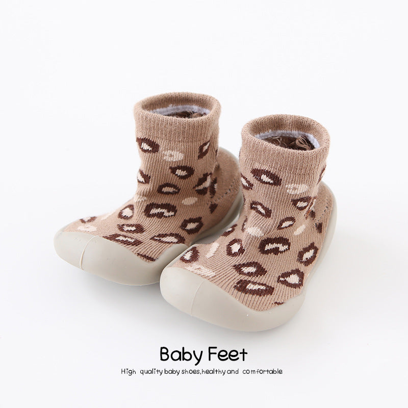 Korean version of the autumn and winter models of leopard children's soft bottom indoor shoes breathable non-slip socks shoes