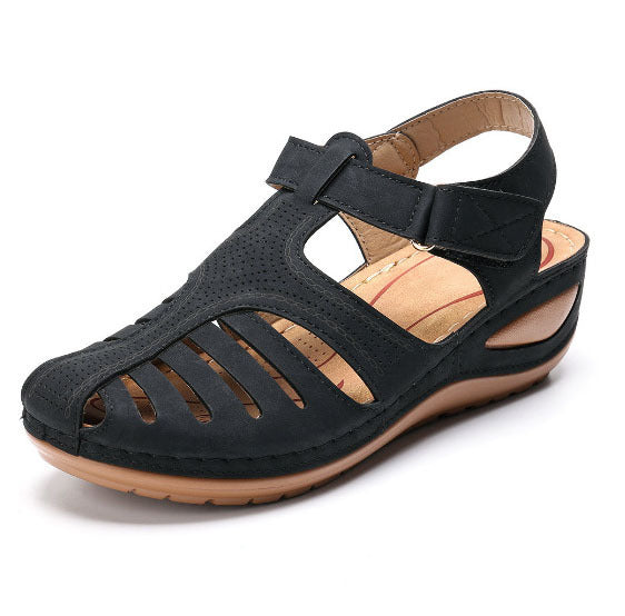 European and American retro female sandals car line hole shoes slip large size round head wedges comfortable sandals