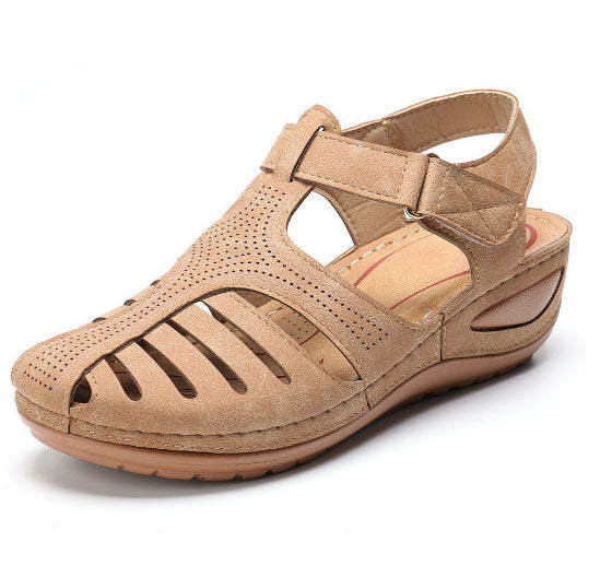 European and American retro female sandals car line hole shoes slip large size round head wedges comfortable sandals