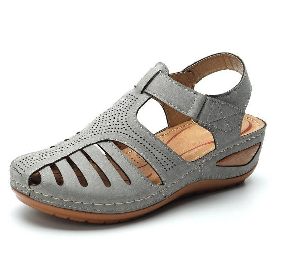 European and American retro female sandals car line hole shoes slip large size round head wedges comfortable sandals