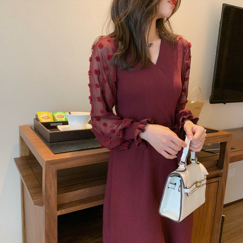 Early autumn net red new knitted stitching mesh long-sleeved dress temperament slim and thin V-neck mid-length skirt