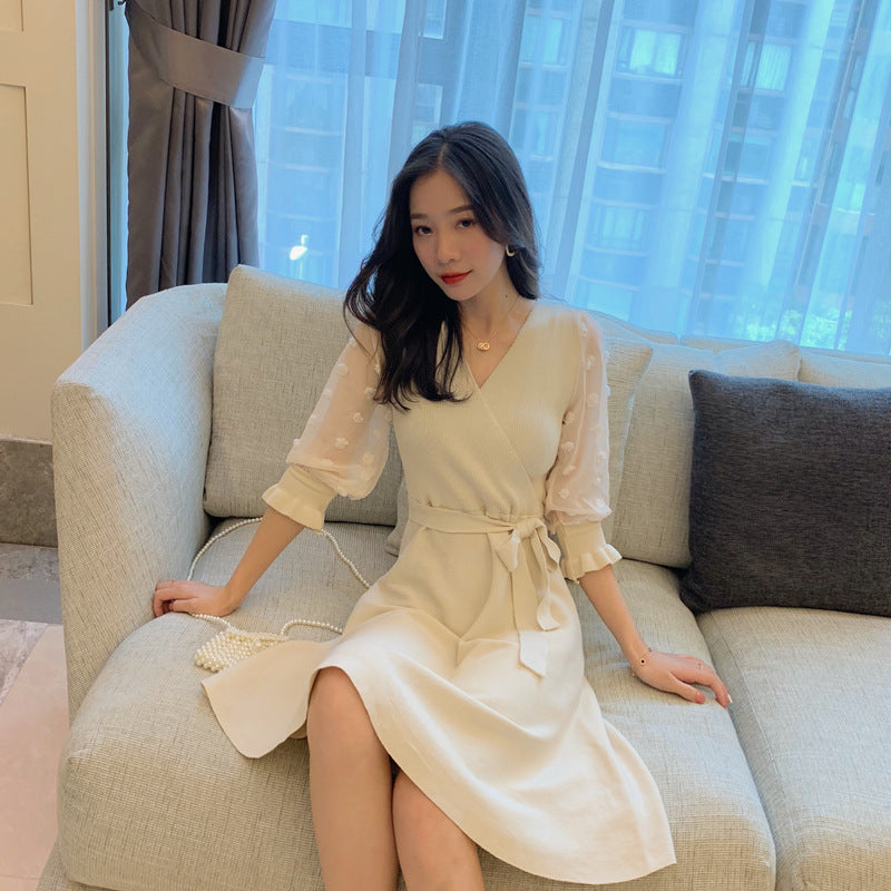 Early autumn net red new knitted stitching mesh long-sleeved dress temperament slim and thin V-neck mid-length skirt