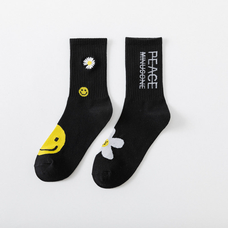 New socks women's socks INS tide socks lovers street GD small daisy flower peace in tube socks men