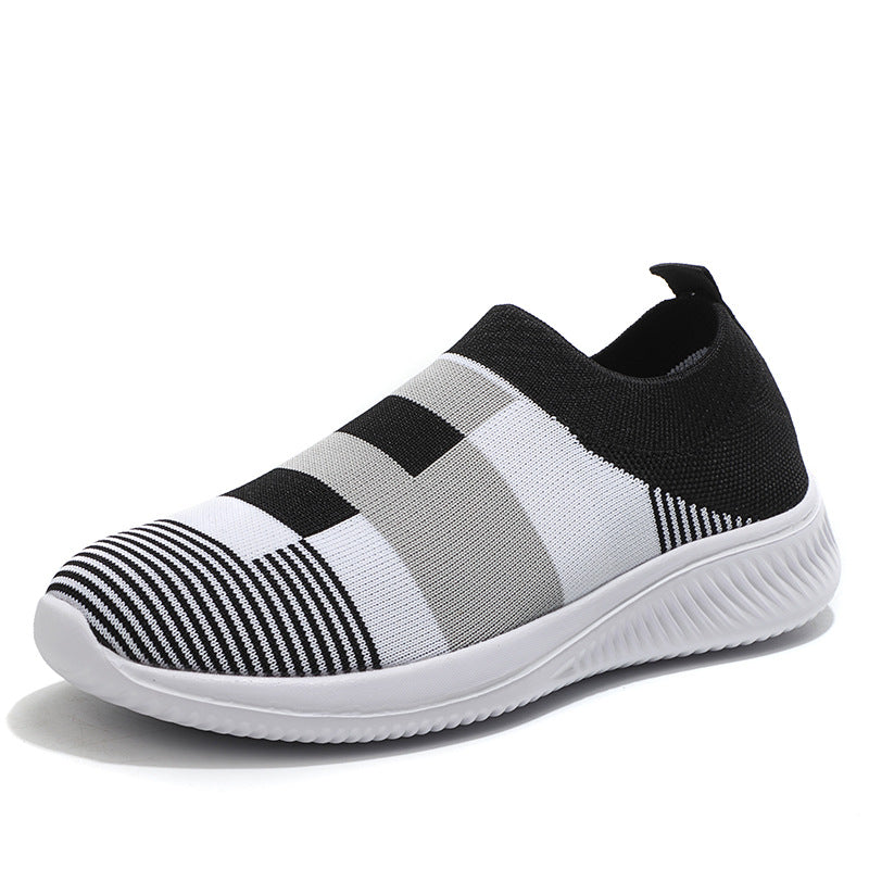 Flying woven mesh casual shoes for the elderly, mother shoes, geometric lattice socks sports shoes