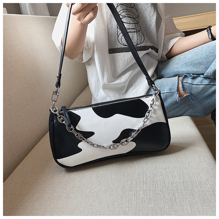 European and American popular new trendy fashion super fire one-shoulder armpit small square bag