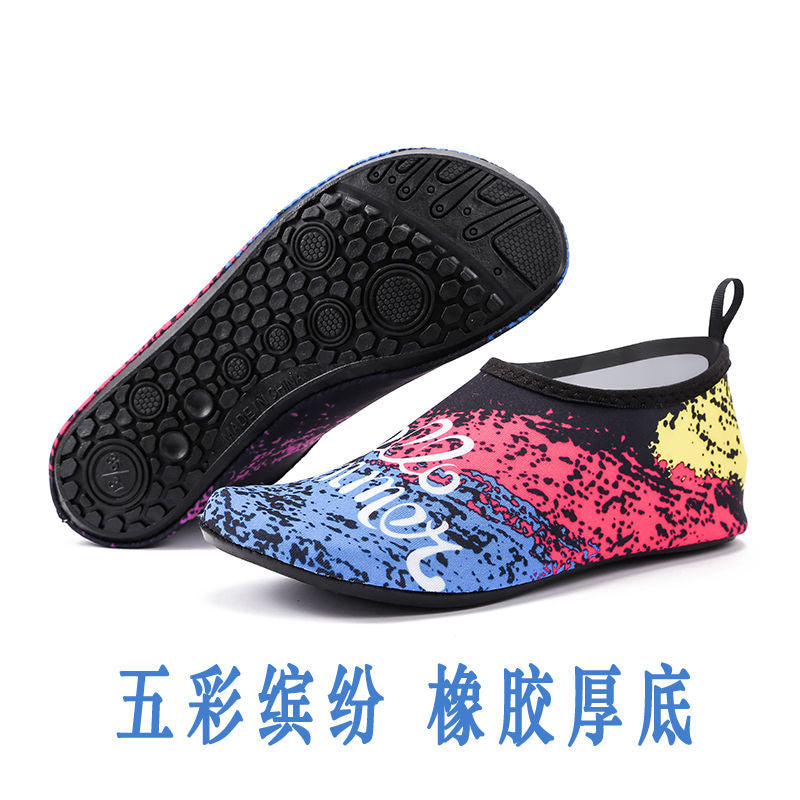 Beach shoes men and women diving  wading upstream swimming shoes soft non-slip shoes