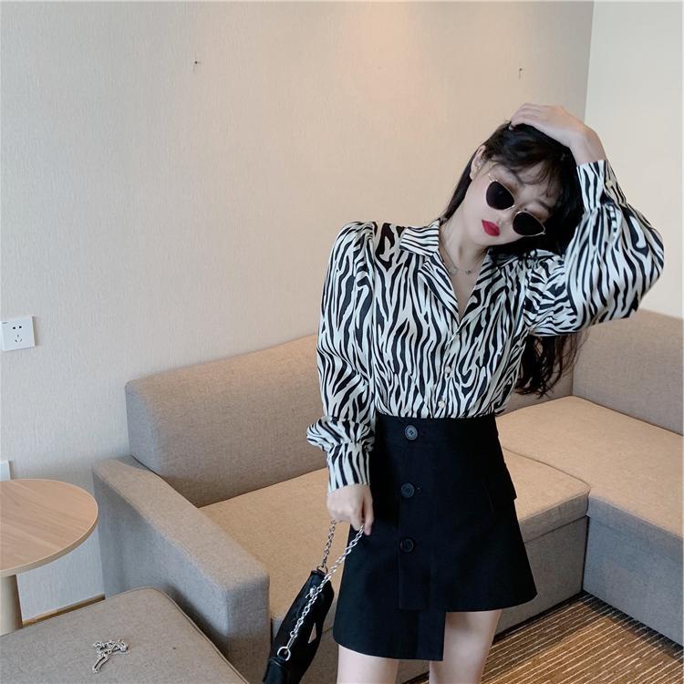 Net red fried street suit female Hong Kong flavor chic lapel loose zebra pattern long sleeve shirt high waist irregular skirt