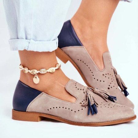 New single shoes female round head broch hollow tassel single shoes breathable leather shoes