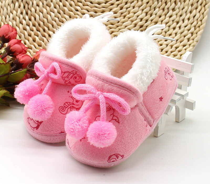 New baby shoes for fall/winter 0-1 years old non-slip soft-soled shoes plus velvet padded toddler shoes