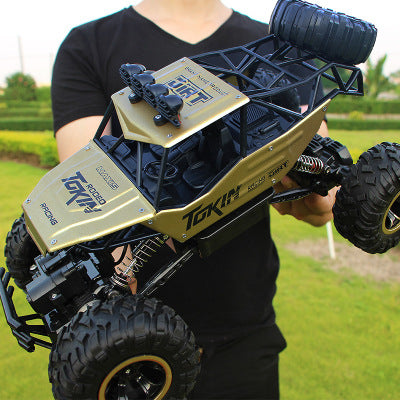 Oversized remote control car drift off-road vehicle four-wheel drive climbing truck high-speed racing boy charging toy car