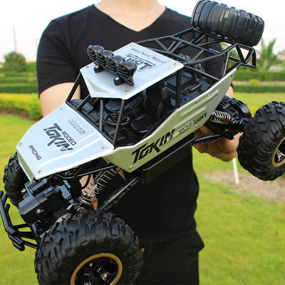 Oversized remote control car drift off-road vehicle four-wheel drive climbing truck high-speed racing boy charging toy car