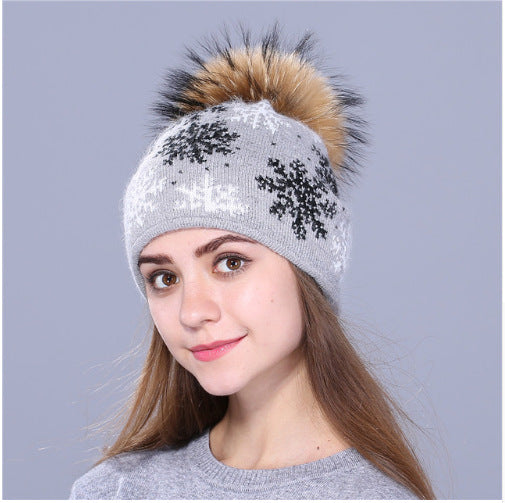 Wool rabbit fur blended hat Christmas snowflake hedging real 15CM raccoon fur ball hat knitted hat women