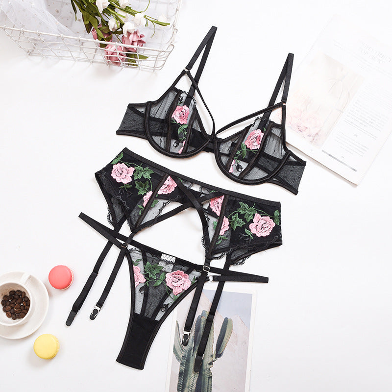 New fashion women's classic embroidery heavy craft lace mesh underwear gathered three-piece suit