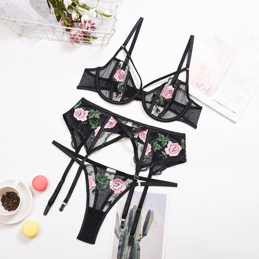 New fashion women's classic embroidery heavy craft lace mesh underwear gathered three-piece suit