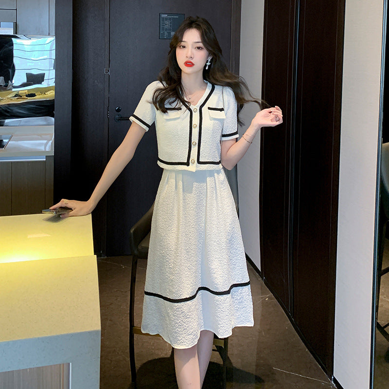 New ladies temperament short-sleeved top + fashionable slim skirt two-piece set for women