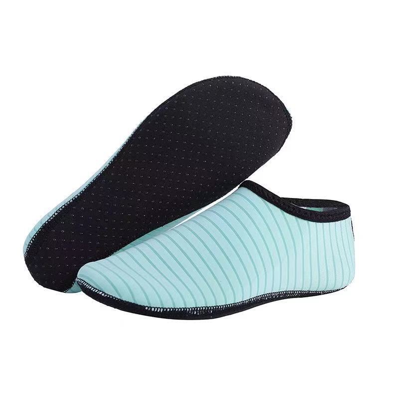 Beach shoes men and women diving  wading upstream swimming shoes soft non-slip shoes