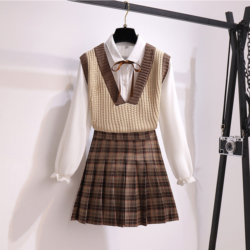 College style new Korean version loose and casual three-piece A-line umbrella skirt plaid skirt