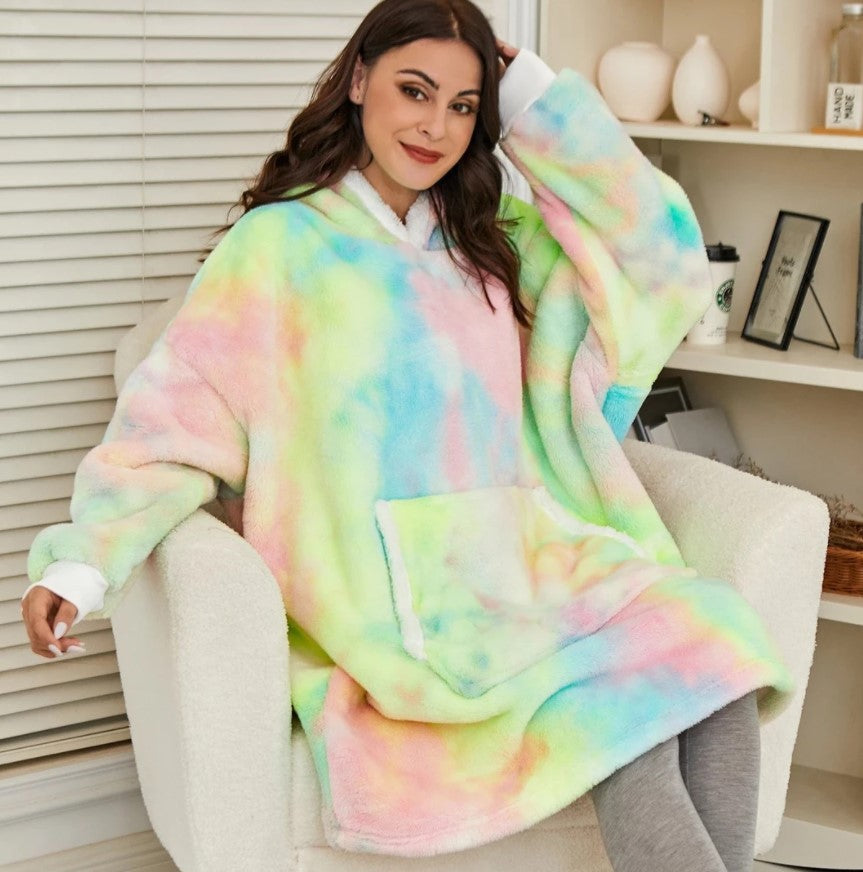 Tie-dye nightgown blue and white blouse flannel printing casual lazy blanket outdoor warm big pocket hooded sweater women