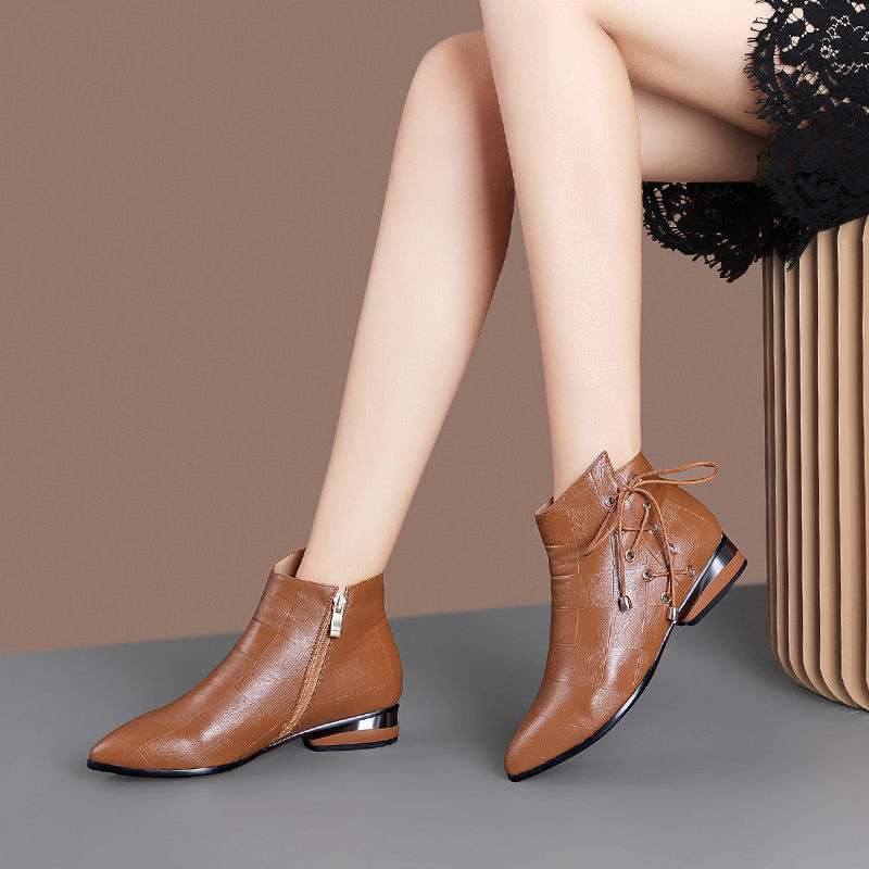 British short boots women's low-heeled flat Martin boots fleece short boots side zipper casual and nude pointed boots