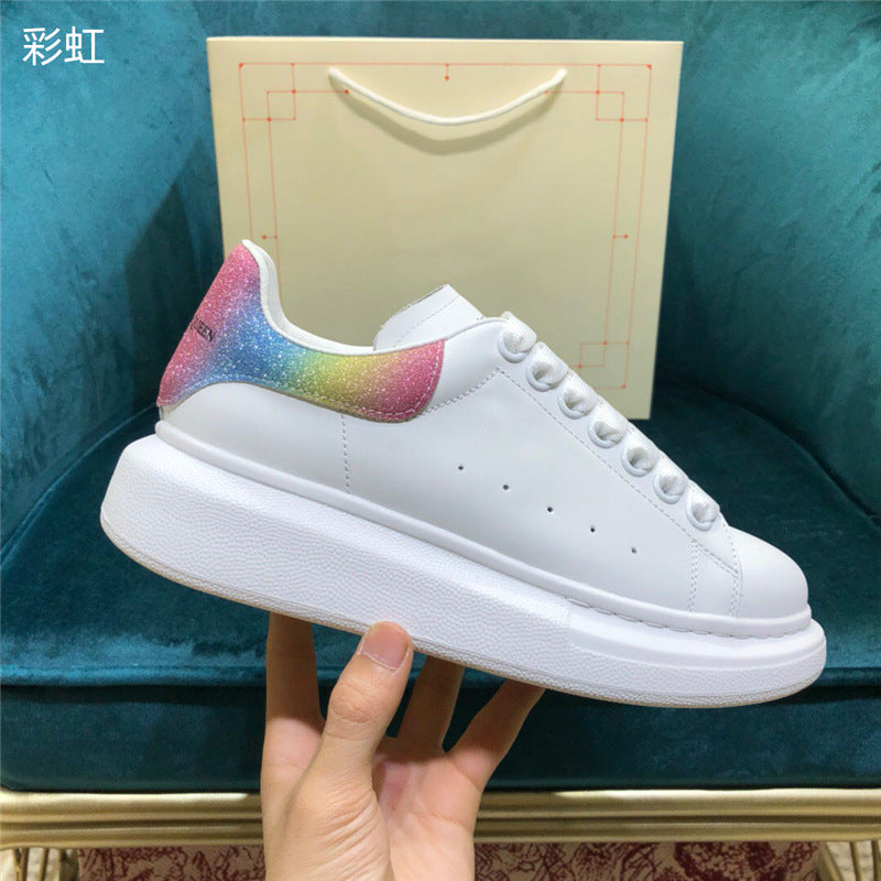 New small white shoes, leather thick-soled inner increase, platform bottom, wild couple casual shoes