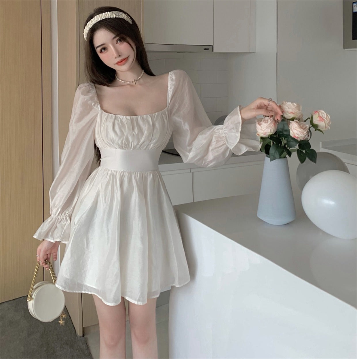 French court light familiar style ladies temperament square collar bubble long sleeves careful machine lace high waist slim dress