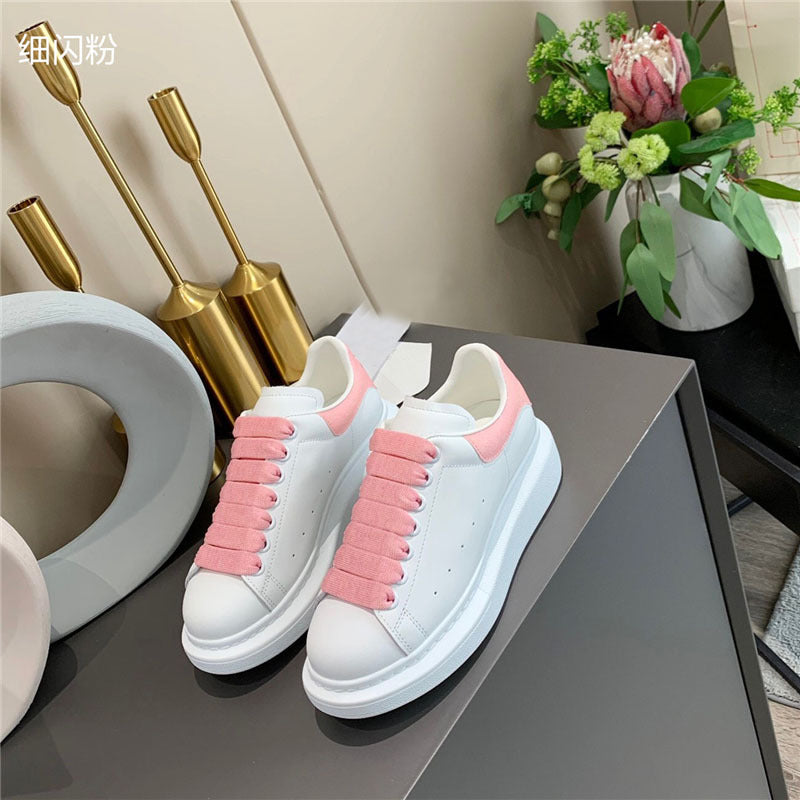 New small white shoes, leather thick-soled inner increase, platform bottom, wild couple casual shoes